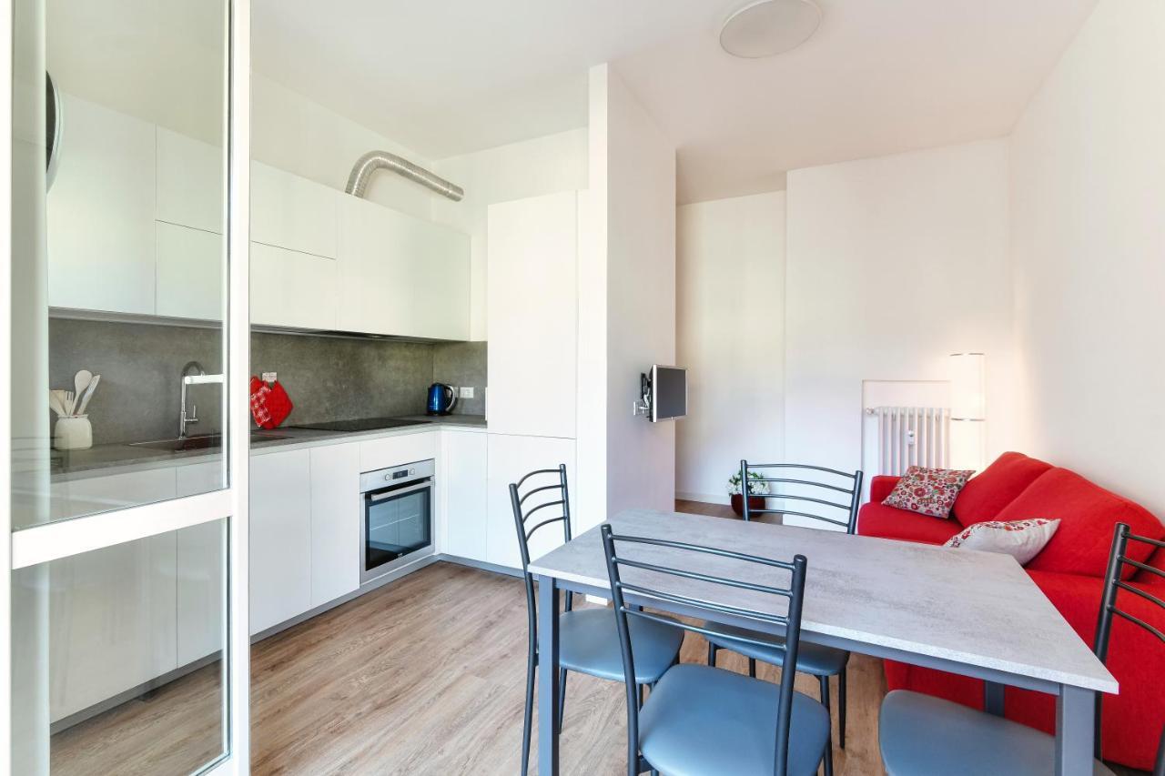Apartmán Joivy Superb Flat With Balcony Como Exteriér fotografie