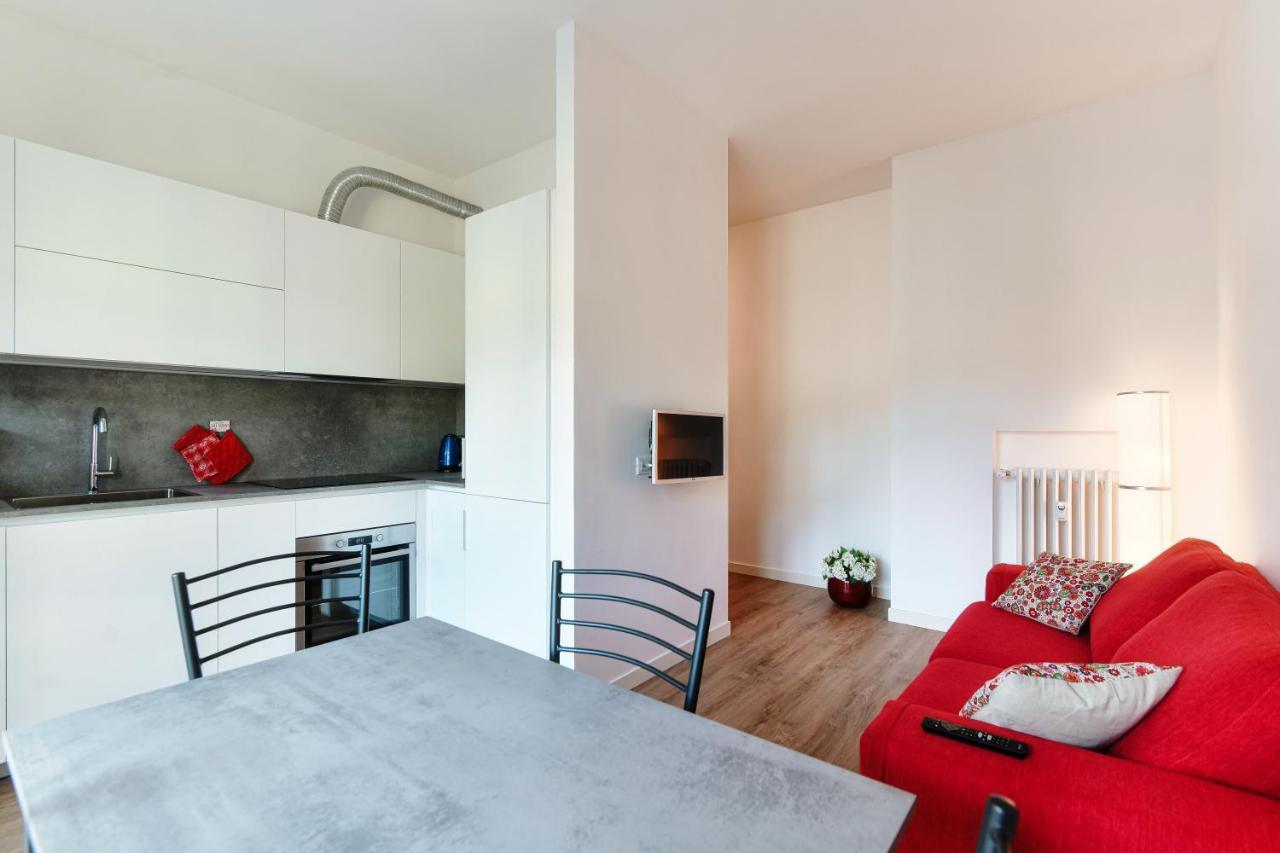 Apartmán Joivy Superb Flat With Balcony Como Exteriér fotografie