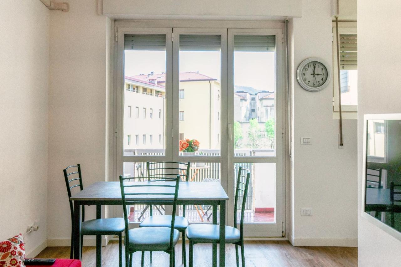 Apartmán Joivy Superb Flat With Balcony Como Exteriér fotografie